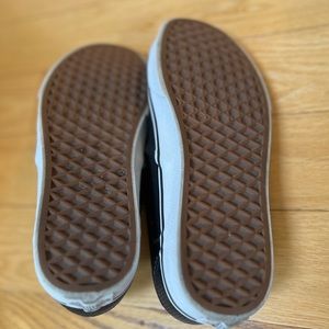 Vans Perfect Leather Slip-On